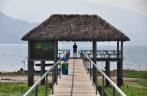 Pier no lago Yojoa, região central de Honduras